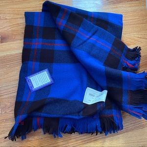 Vintage Amanda Woolen Mills Amana lounger blanket